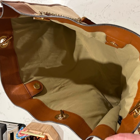 Gucci Rajah Large Tote - Picture 8 of 9